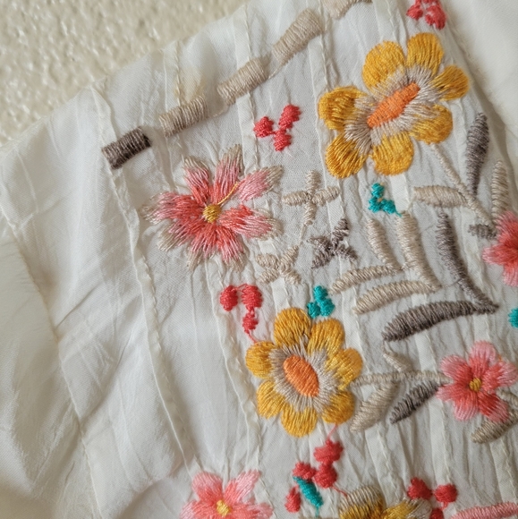 JOHNNY WAS Embroided Tunic Blouse Size S - Picture 16 of 16